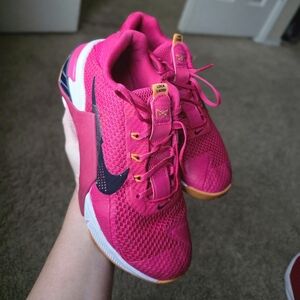 Nike Women’s Metcon Lifting Shoe 7.5